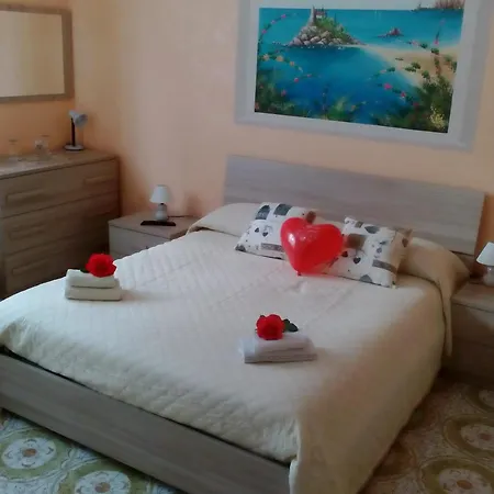Beb I Delfini Di Casa Paola-3